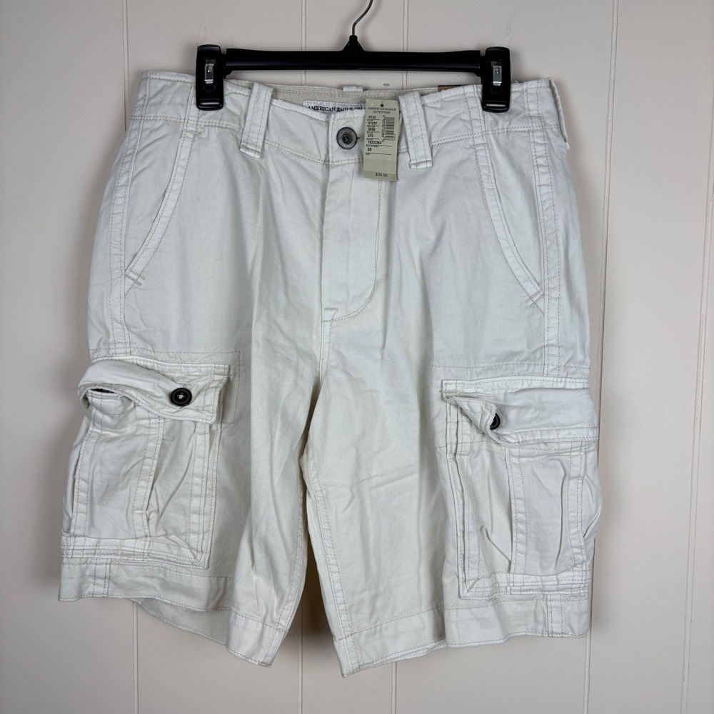 American Eagle Mens Classic Length Cargo Shorts Off White Cream 30 NWT 5659